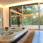 Oak Nature Деревянный коттедж *