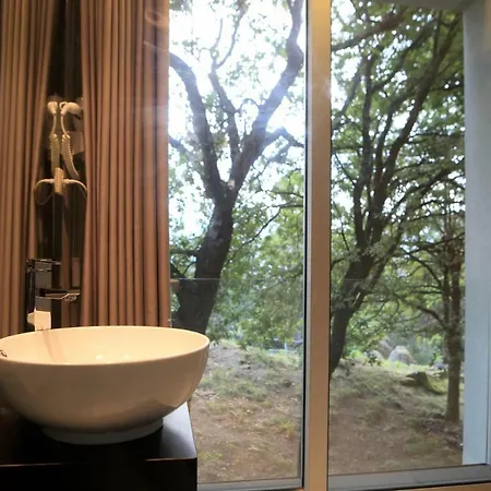 Oak Nature Lodge